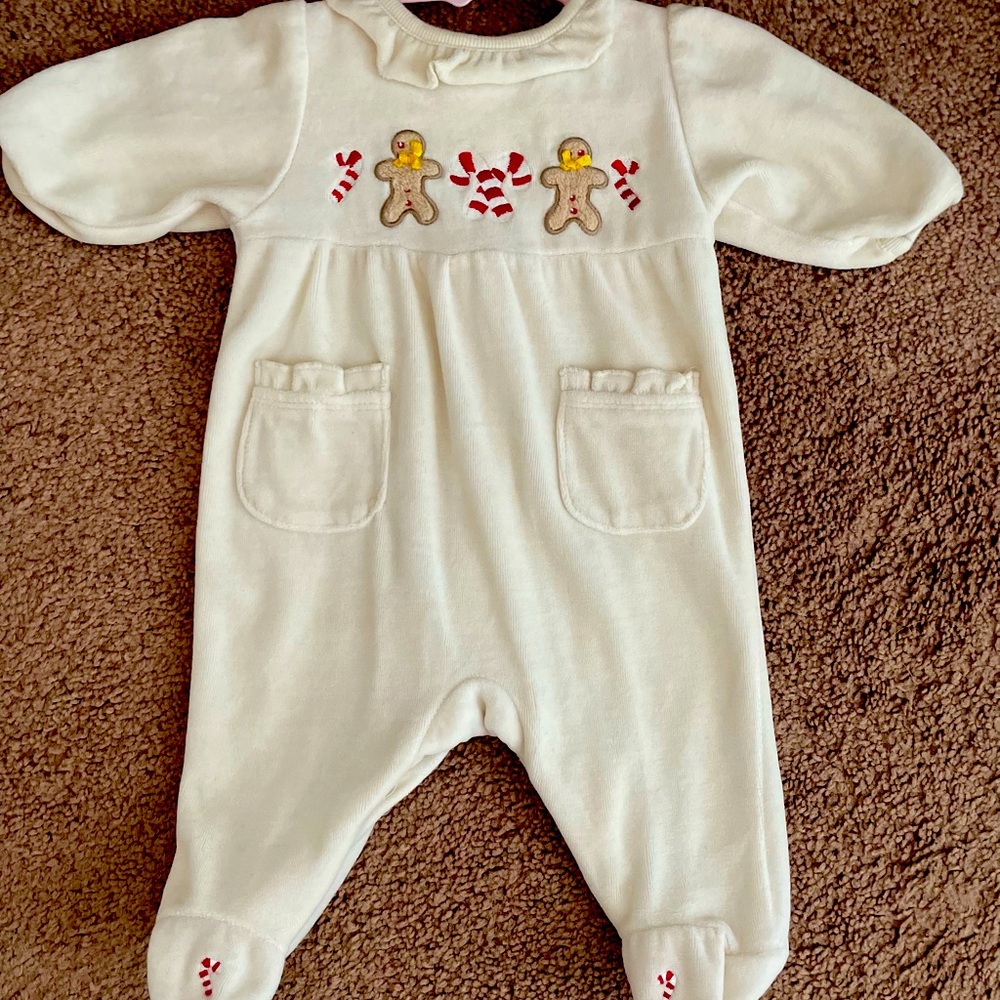 Cute Gingerbread footie 0-3 months